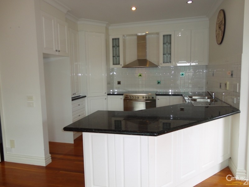 44 Fulton Street, Clayton VIC 3168