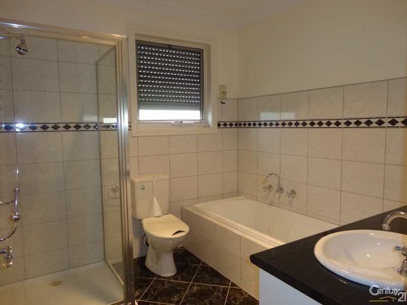 44 Fulton Street, Clayton VIC 3168