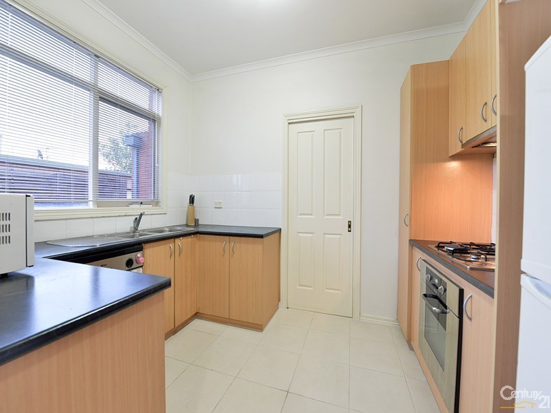 2/1108 Dandenong Road, Carnegie VIC 3163