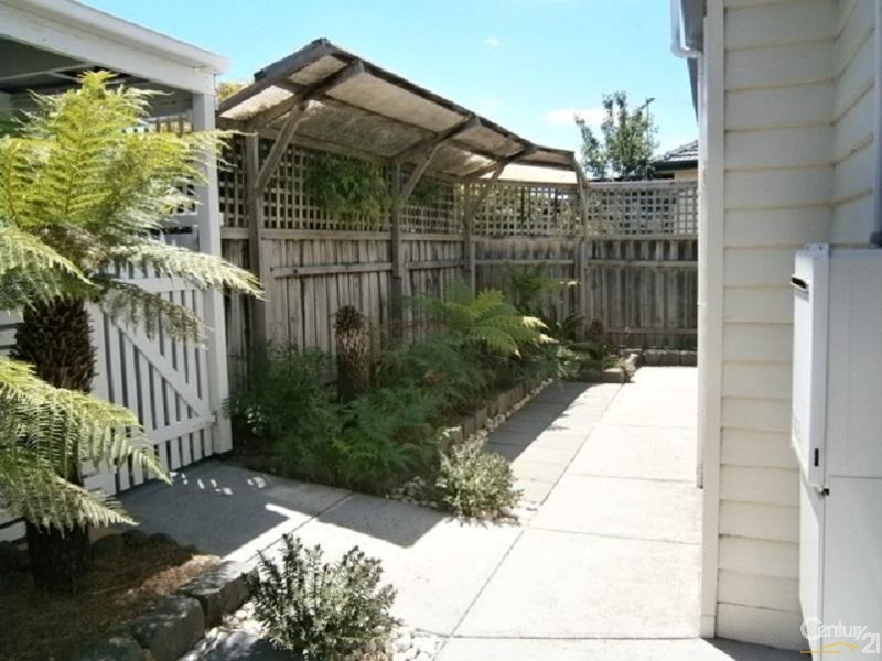 25a Bond Street, Clayton VIC 3168