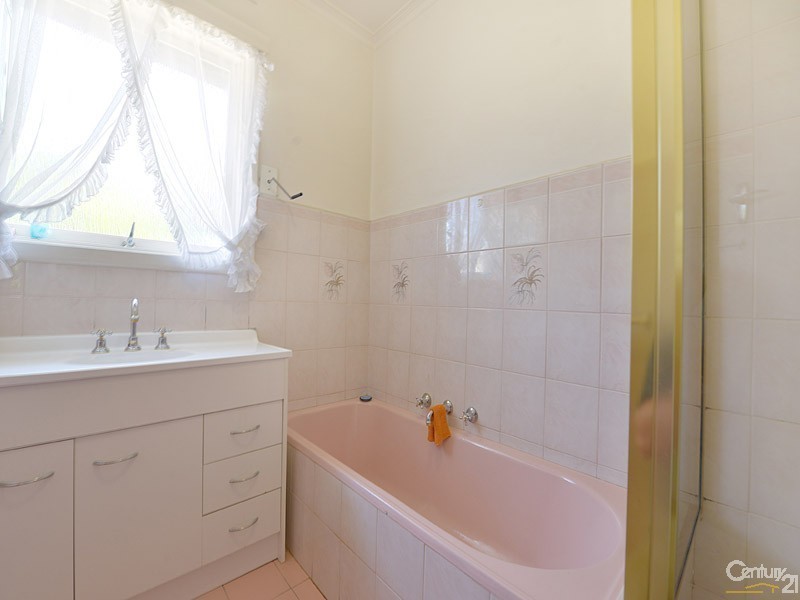 11 Nova Street, Oakleigh South VIC 3167