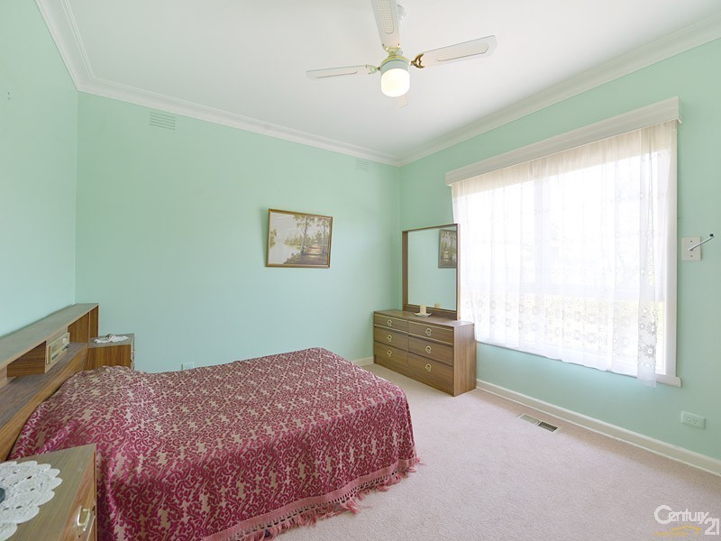 11 Nova Street, Oakleigh South VIC 3167