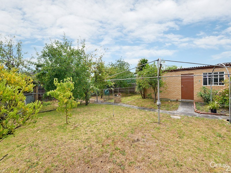 11 Nova Street, Oakleigh South VIC 3167