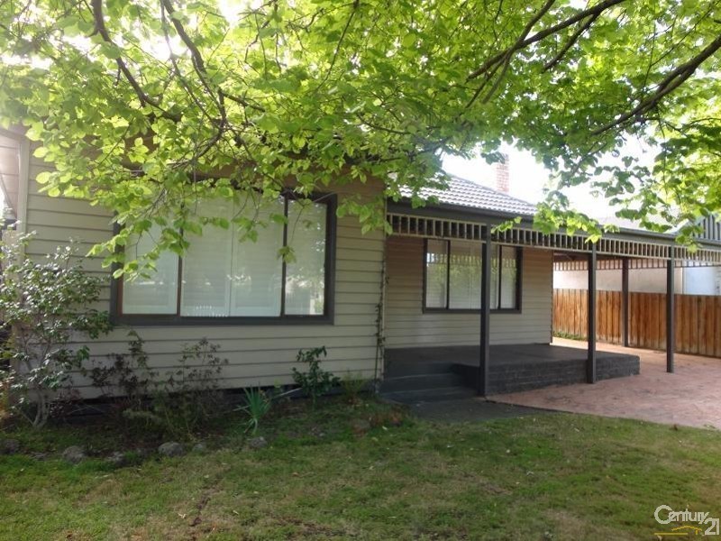 14 Sandra Grove, Bentleigh VIC 3204