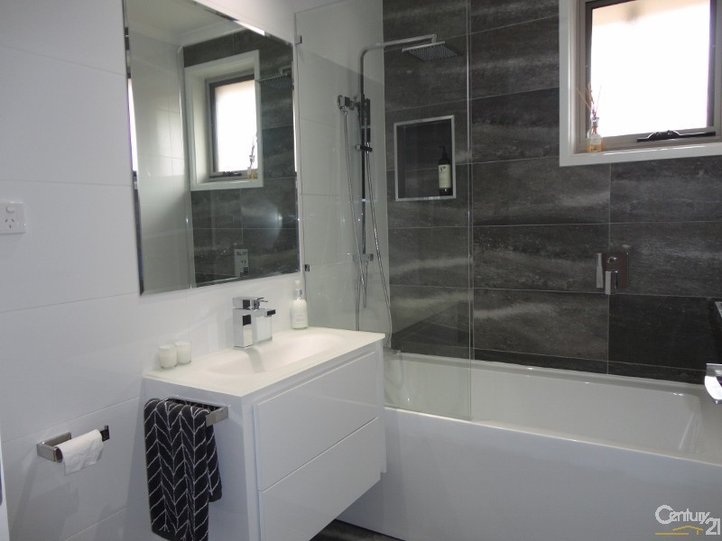 2 Kerribree Court, Clayton South VIC 3169