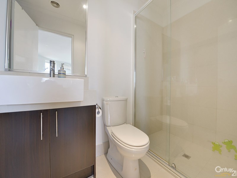 17/28 Burton Avenue, Clayton VIC 3168