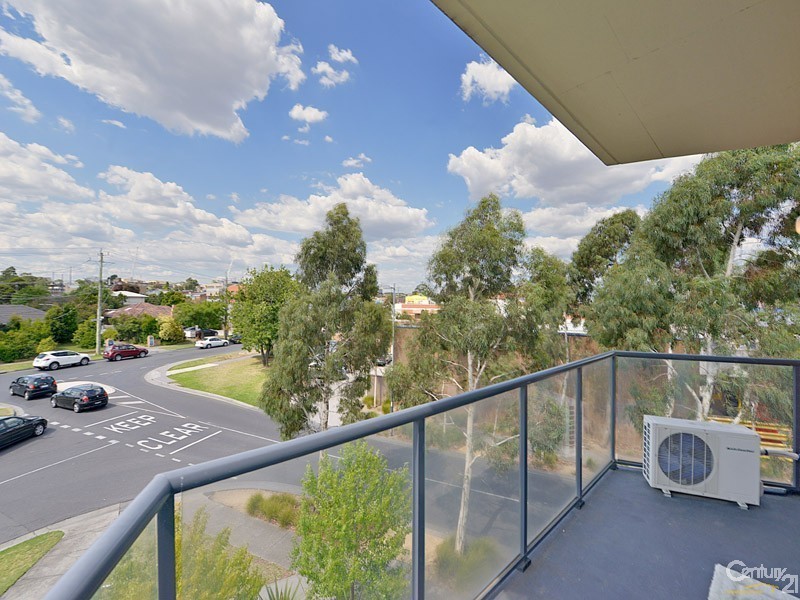 17/28 Burton Avenue, Clayton VIC 3168