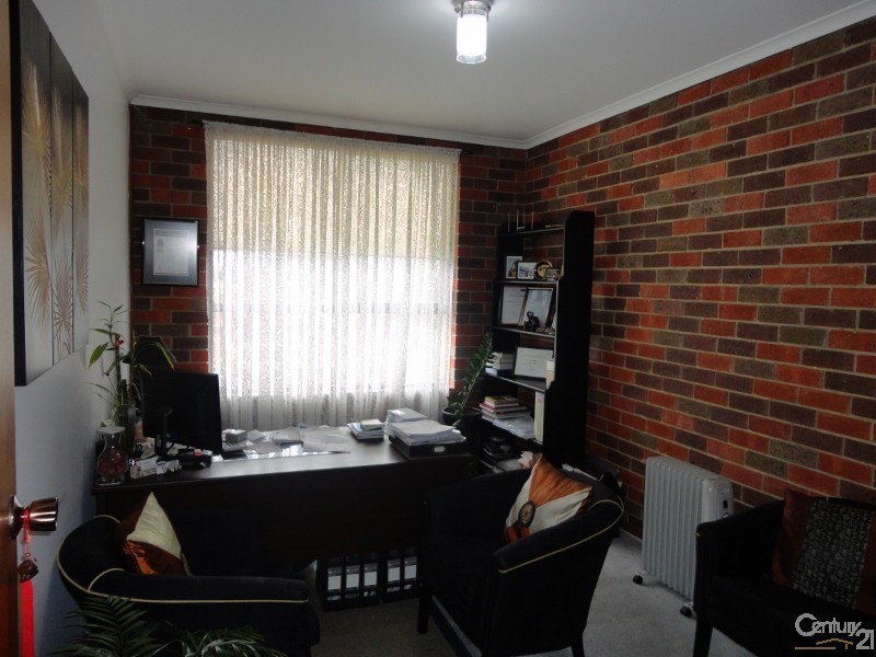 63 Springs Road, Clayton VIC 3168