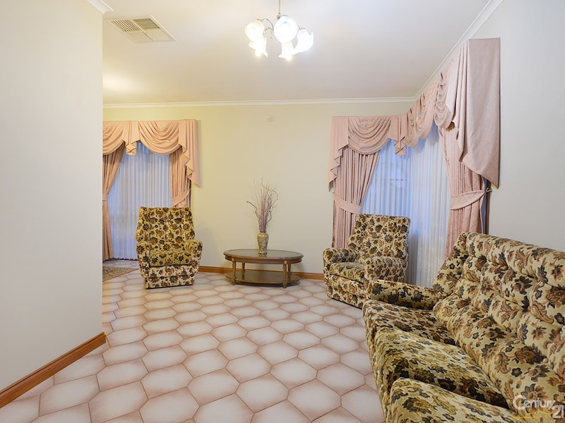 7 Cascade Street, Oakleigh South VIC 3167