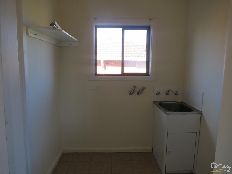 1/27 Cambro Road, Clayton VIC 3168