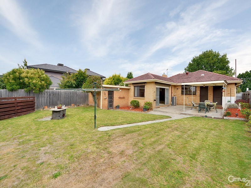 4 Begg Street, Bentleigh East VIC 3165
