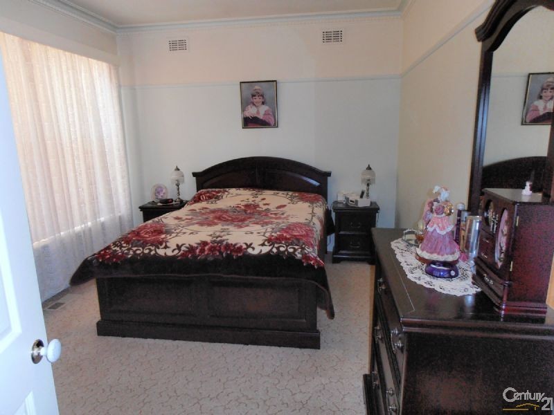 18 Bulong Street, Dandenong VIC 3175