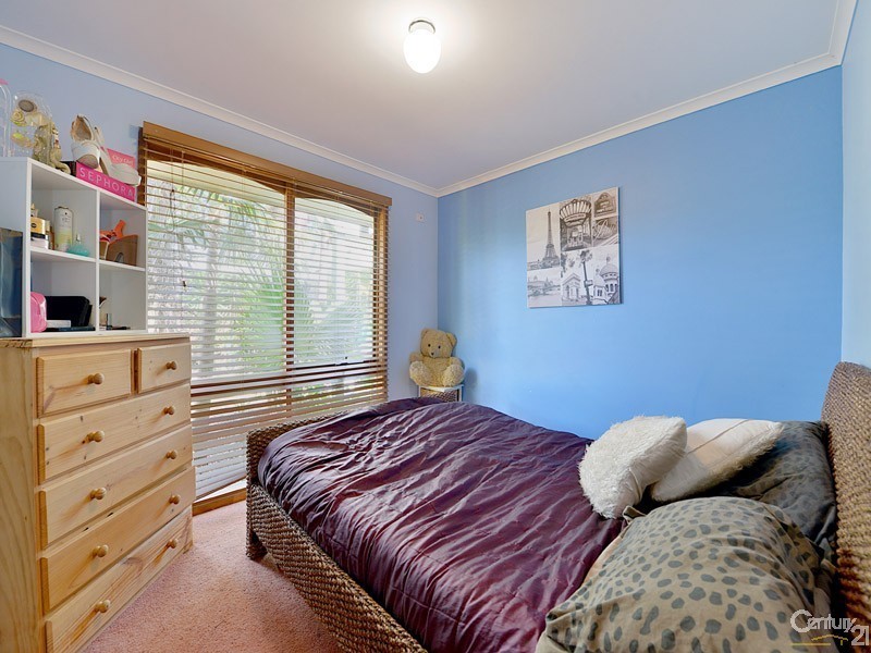 16 Firetail Court, Carrum Downs VIC 3201