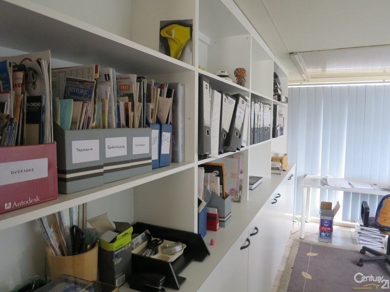 10  Schneider Crescent, Clarinda VIC 3169