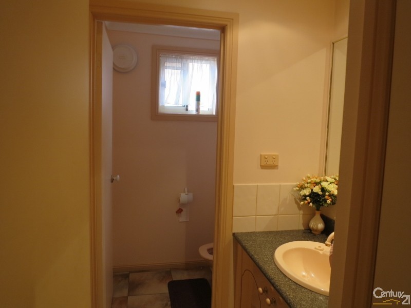 10  Schneider Crescent, Clarinda VIC 3169