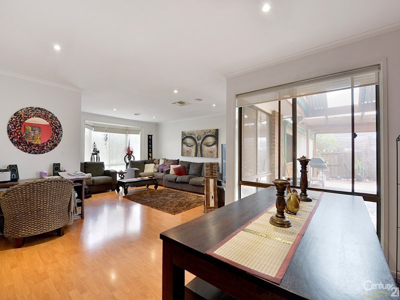 84 Greenwood Drive, Carrum Downs VIC 3201