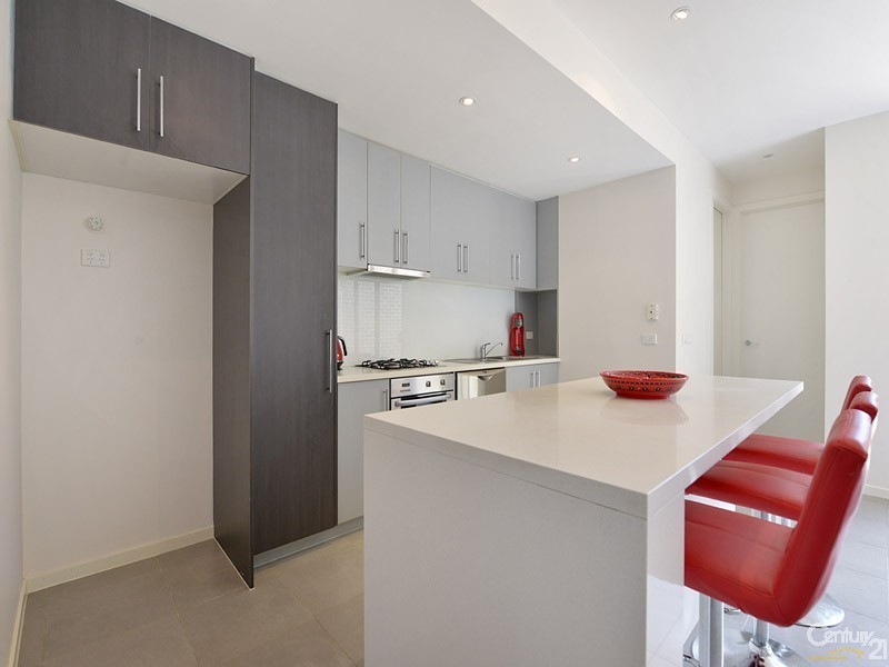 69 Rosebank Avenue, Clayton South VIC 3169