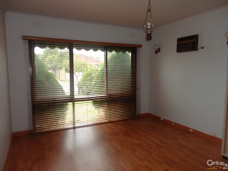 1/34 Murdo Road, Clayton VIC 3168