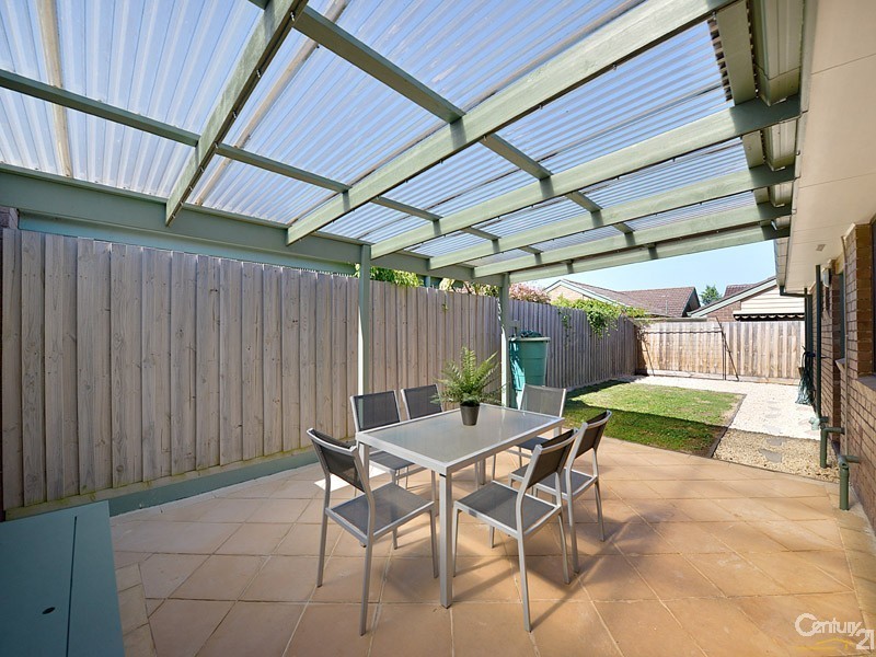 16 Bernard Street, Cheltenham VIC 3192