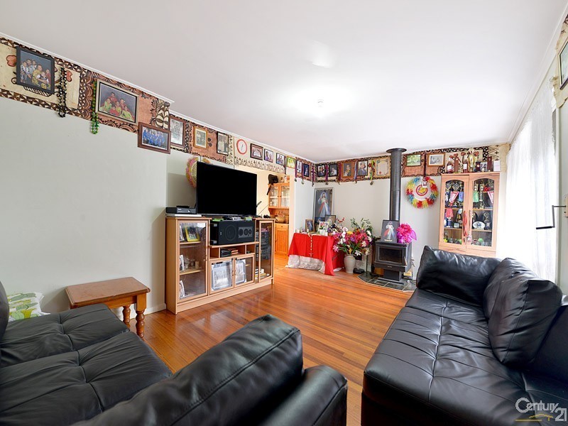 6 Finsbury Court, Dandenong North VIC 3175