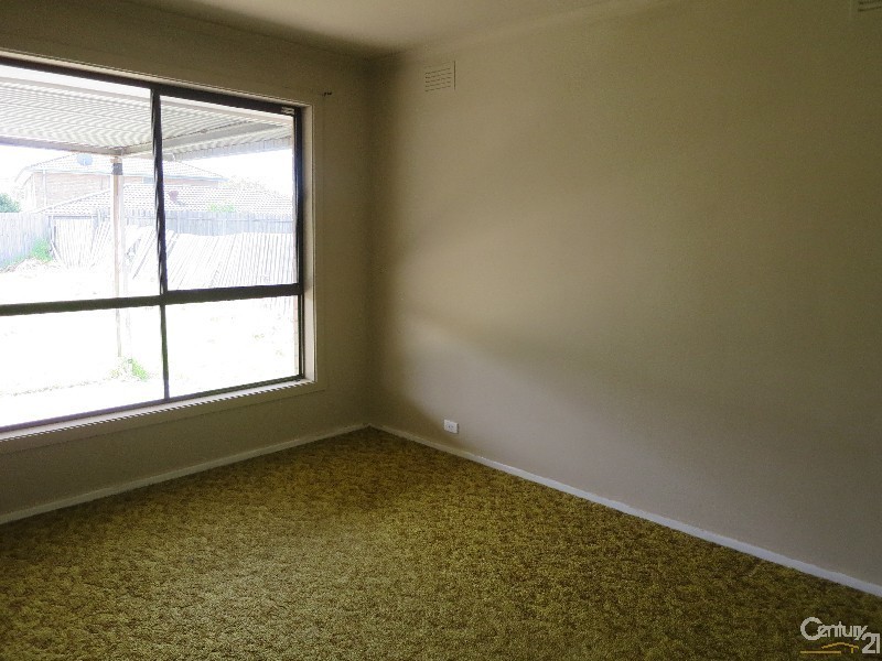 11 Thames Avenue, Springvale VIC 3171