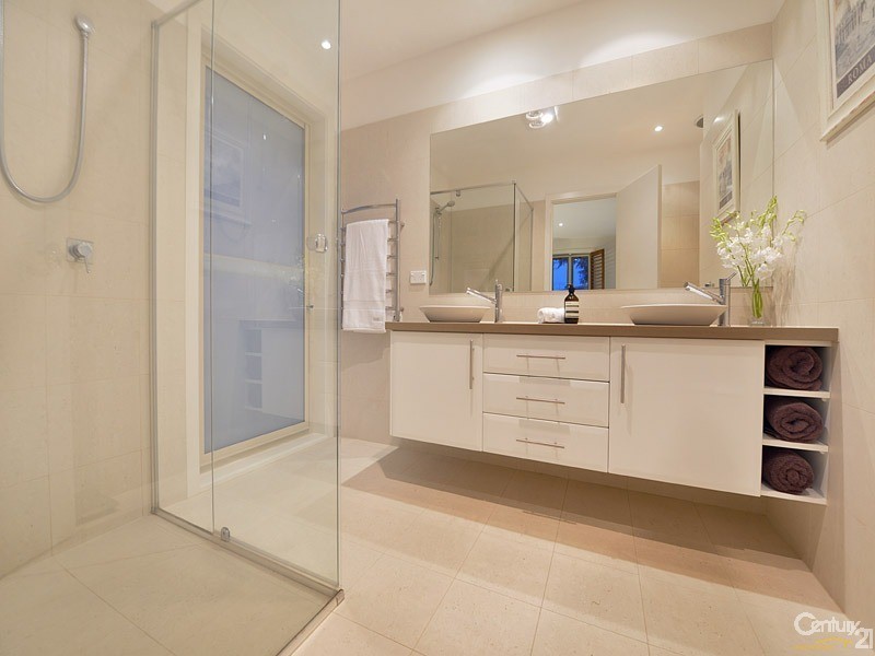 11 Rica Street, Moorabbin VIC 3189