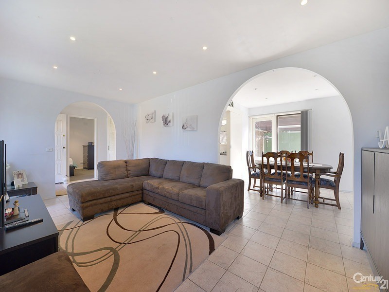 7 Bushland Avenue, Clarinda VIC 3169