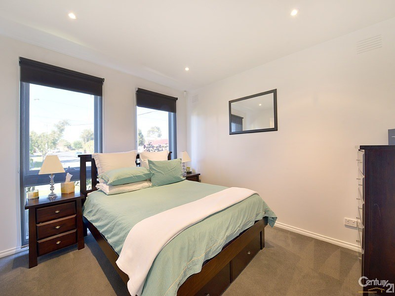 7 Bushland Avenue, Clarinda VIC 3169