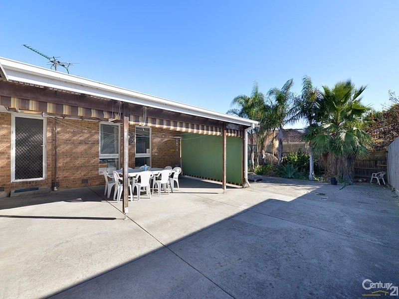 7 Bushland Avenue, Clarinda VIC 3169