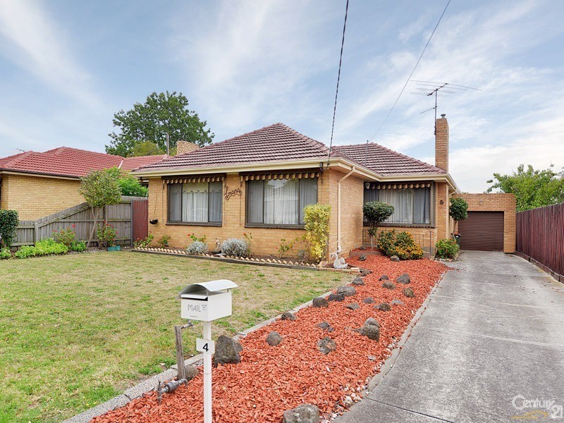 4 Begg Street, Bentleigh East VIC 3165