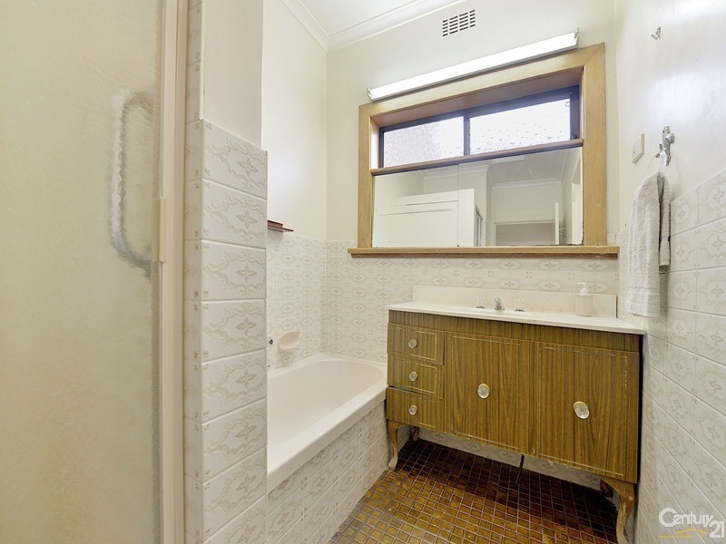 4 Begg Street, Bentleigh East VIC 3165