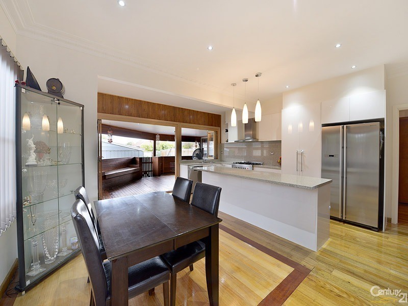 104 Browns Road, Clayton VIC 3168