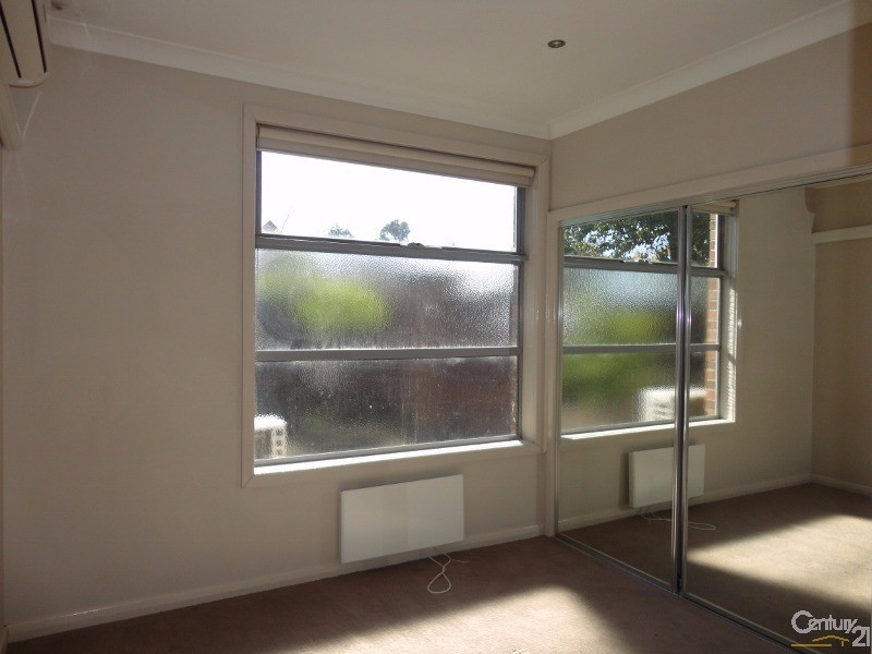 2 Clarinda Road, Clayton South VIC 3169