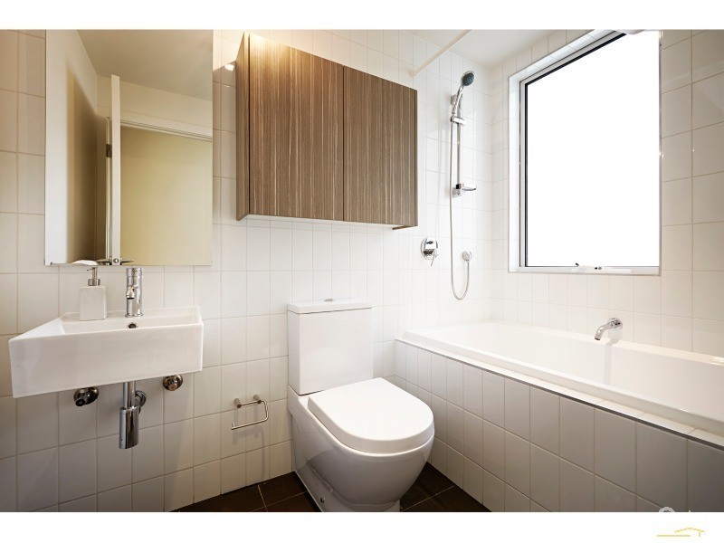 203/5-7 Dixon Street, Clayton VIC 3168