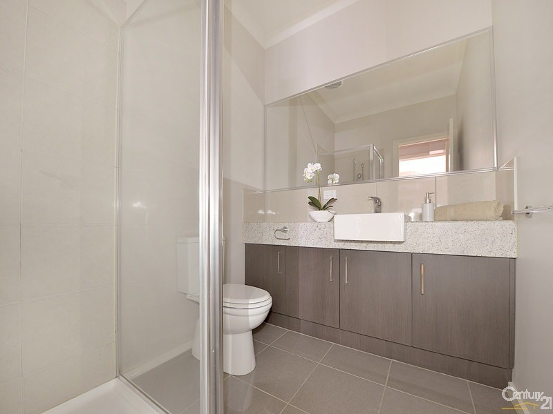 3/4 Allwen Court, Clarinda VIC 3169