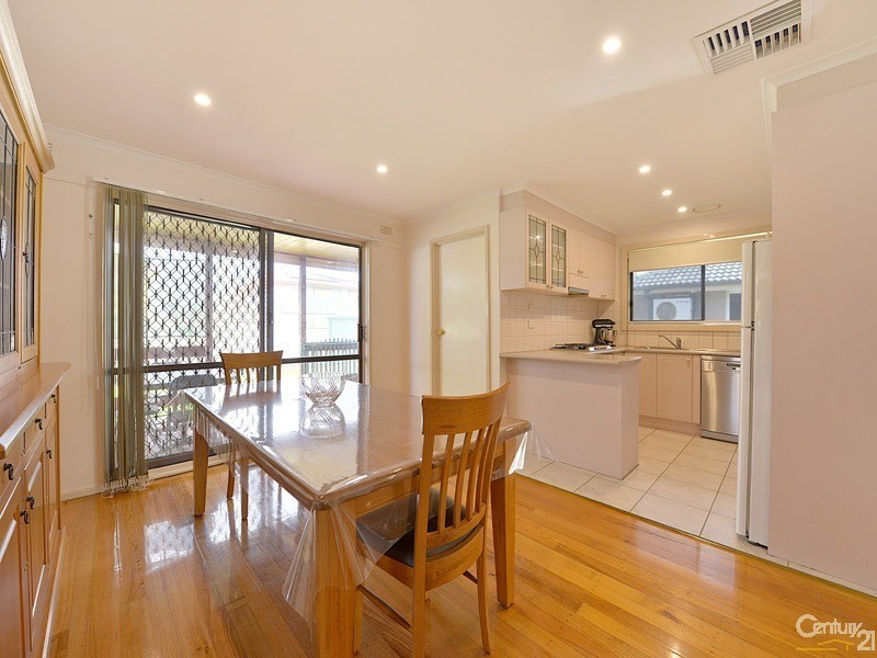 5 Newcombe Court, Clarinda VIC 3169