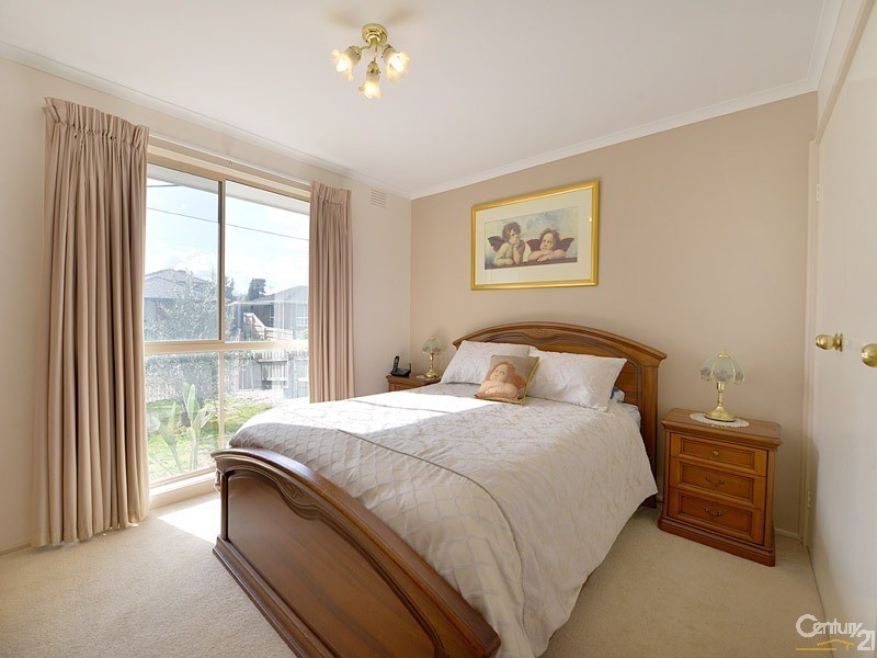 5 Newcombe Court, Clarinda VIC 3169