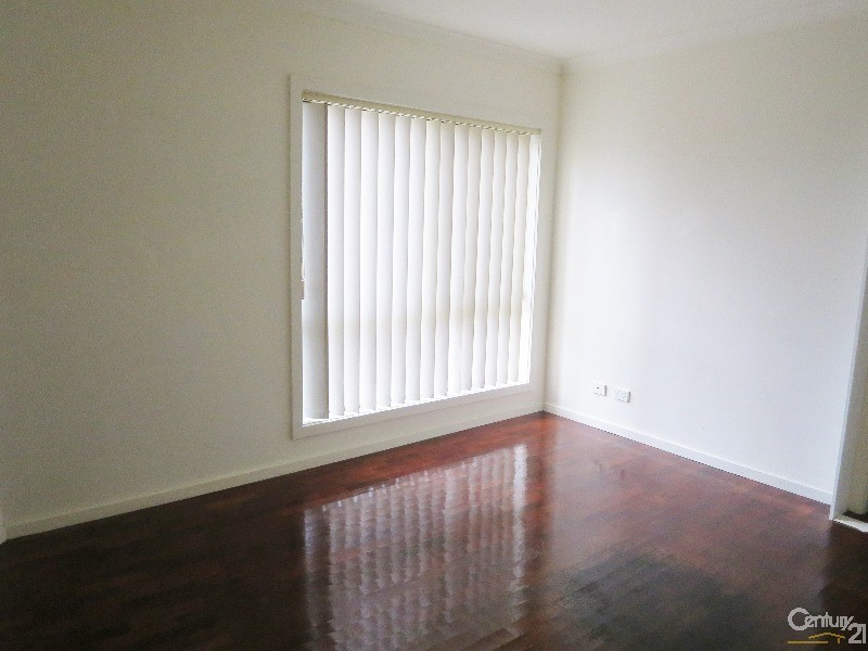 2/2027 Dandenong Road, Clayton VIC 3168