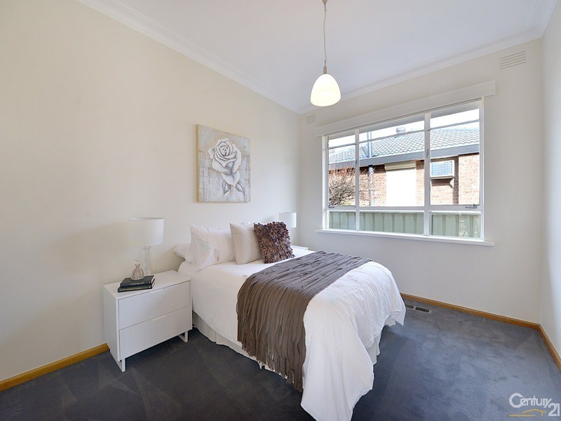 22 Patrick Street (Corner Fairland Avenue), Oakleigh East VIC 3166