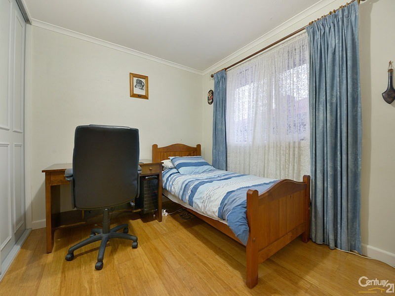 1 Enngonia Crescent, Clayton South VIC 3169