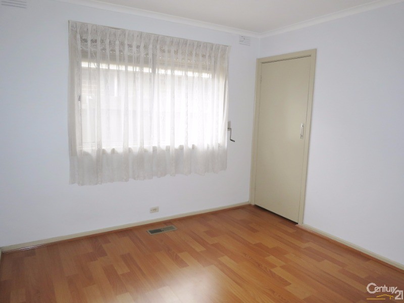 45 Monash Crescent, Clayton South VIC 3169