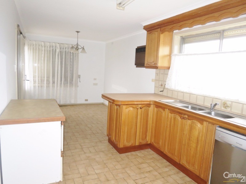 45 Monash Crescent, Clayton South VIC 3169