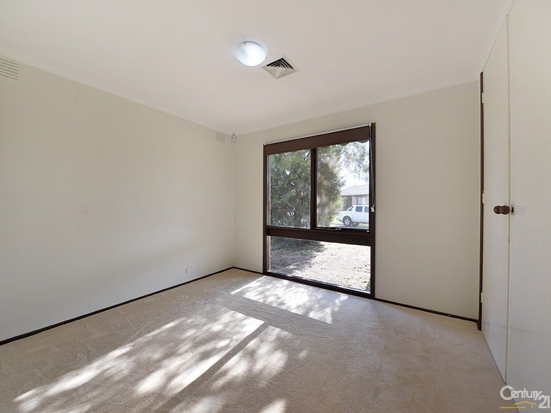 10 Leanne Crescent, Keysborough VIC 3173