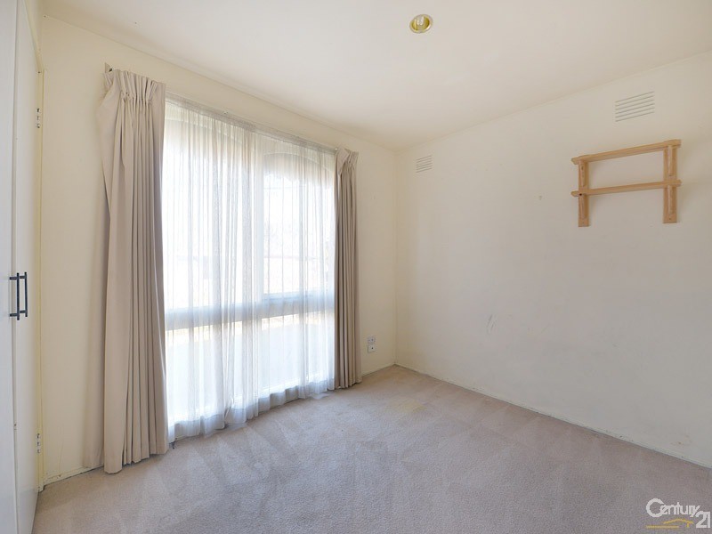 15 Sundowner Avenue, Clarinda VIC 3169