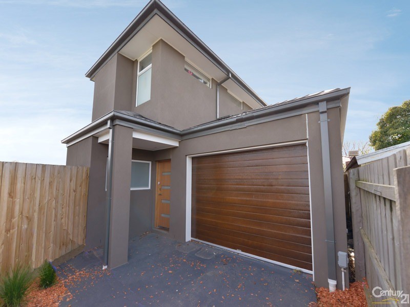 15b Barringun Crescent, Clayton South VIC 3169
