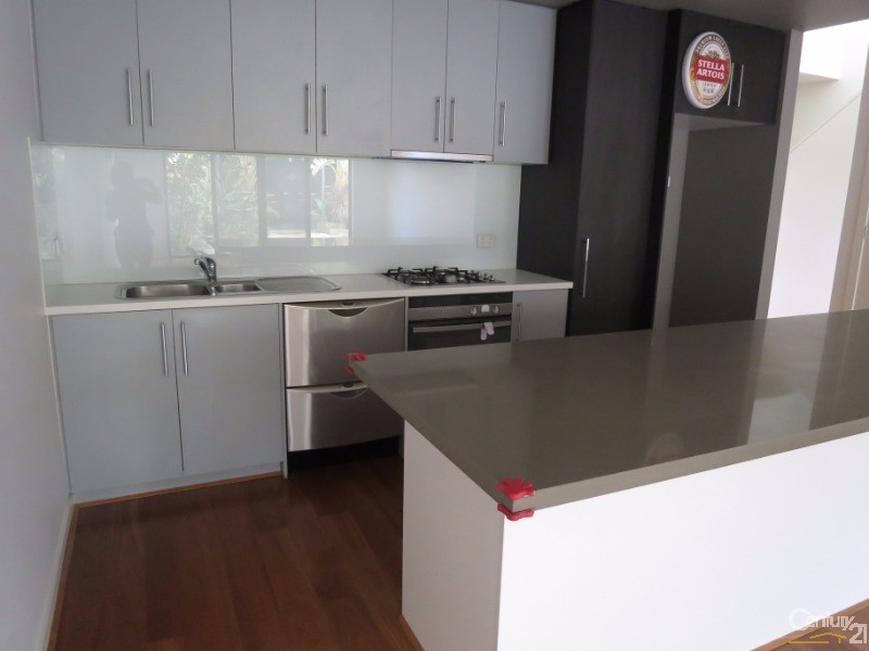 38 Botanic Drive, Clayton South VIC 3169