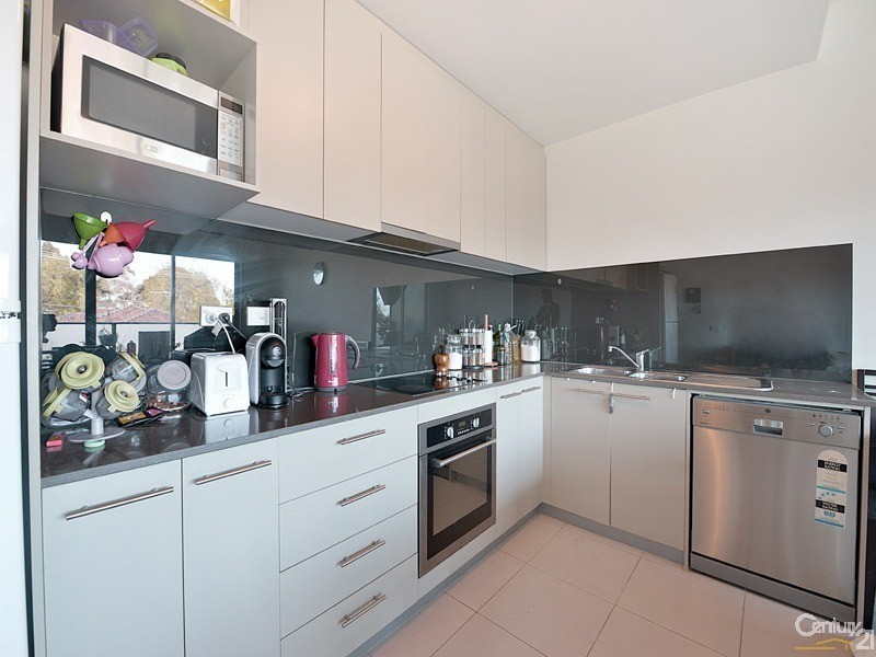 9/76 East Boundary Road, Bentleigh East VIC 3165