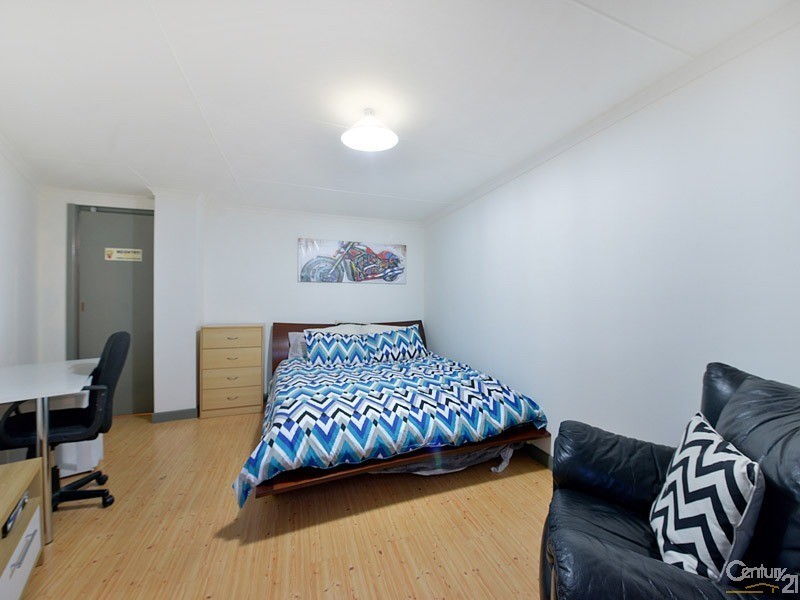 17 Bemboka Avenue, Clayton South VIC 3169