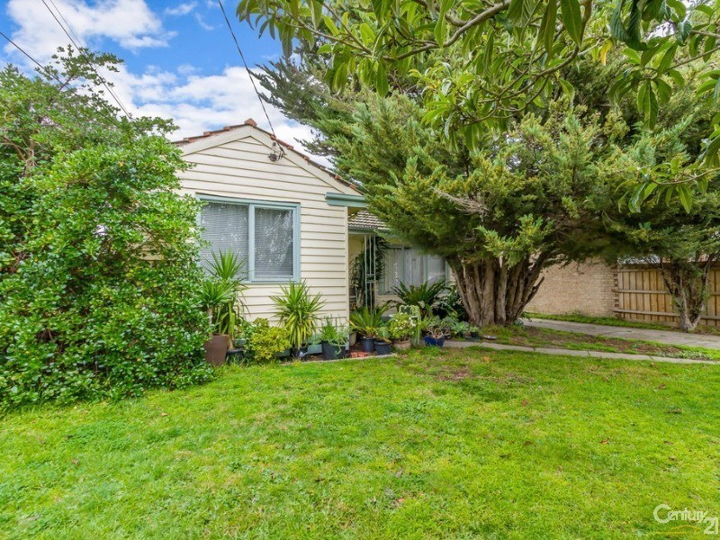 20 Burns Avenue, Clayton South VIC 3169