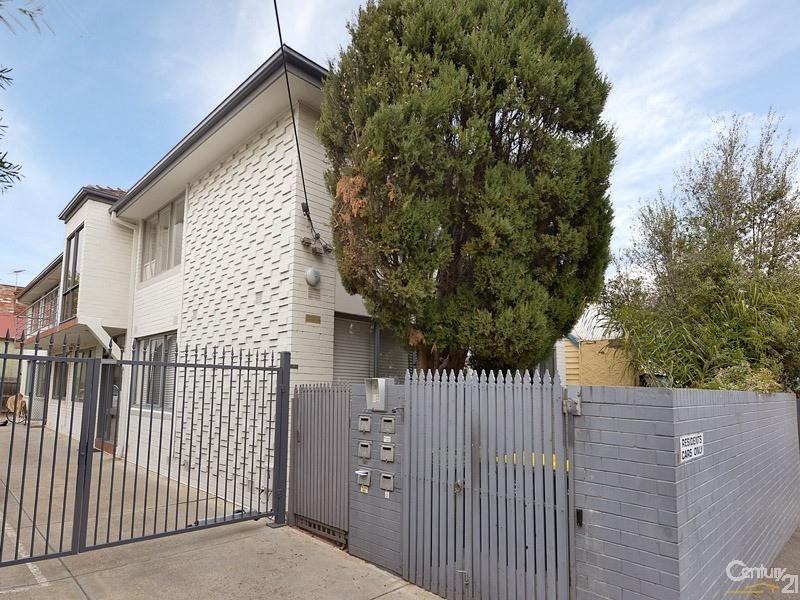 4/8 Queen Street, St Kilda East VIC 3183